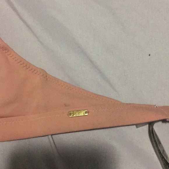 Pink bikini - Picture 2 of 4